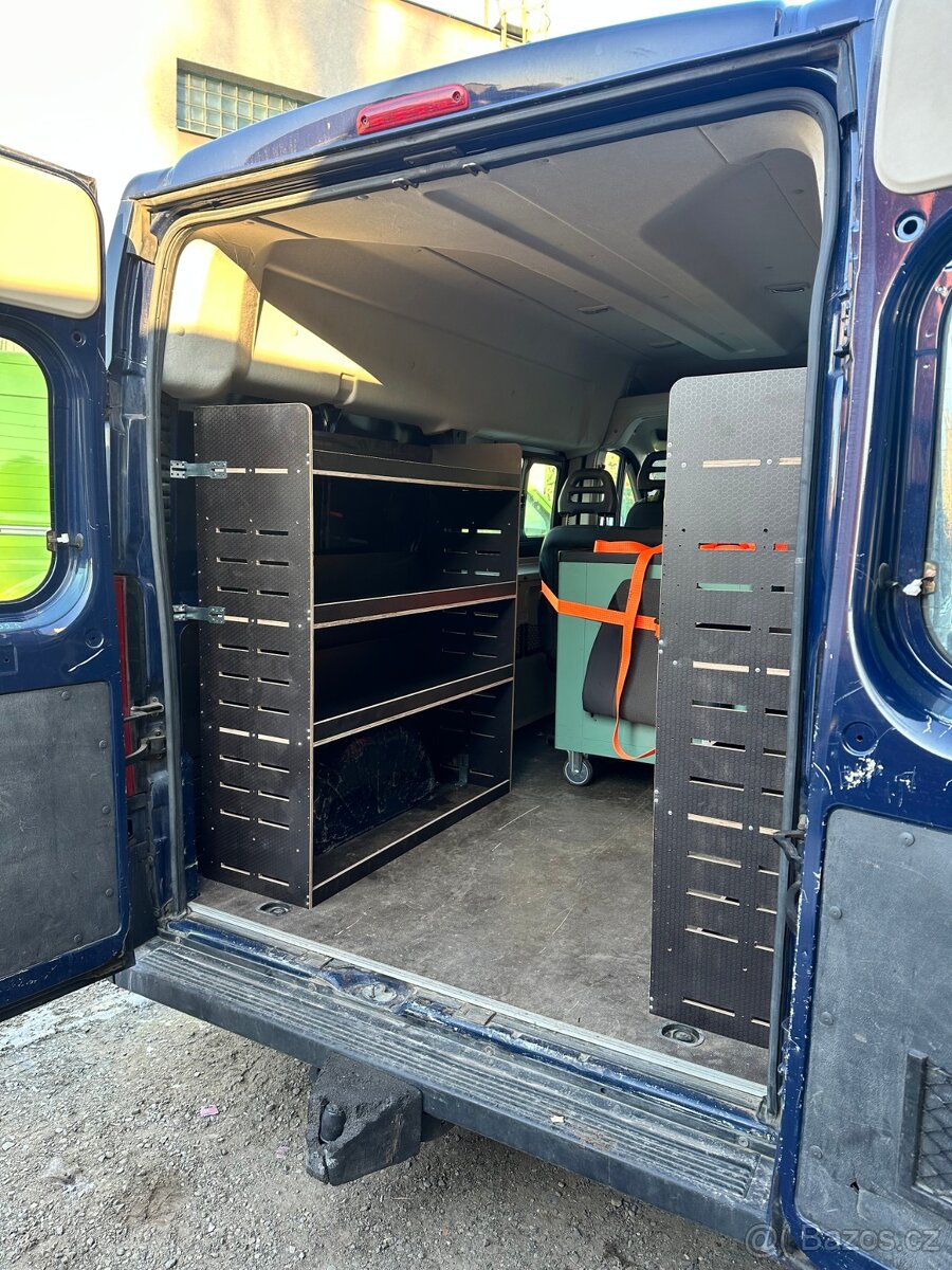 regály do dodávky - 9