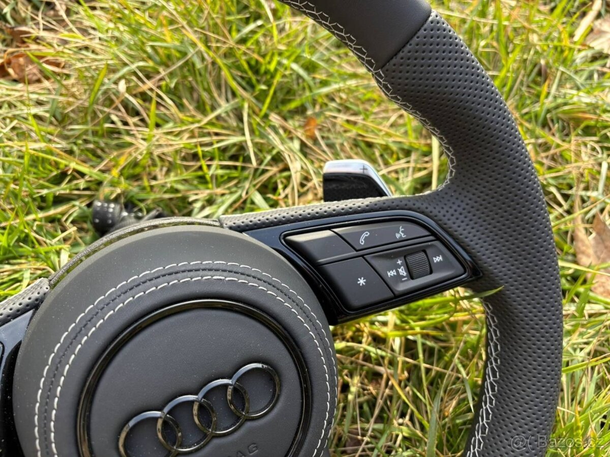 AUDI VOLANT - ZKOSENY - AIRBAG - RS ALU PADLA - 9