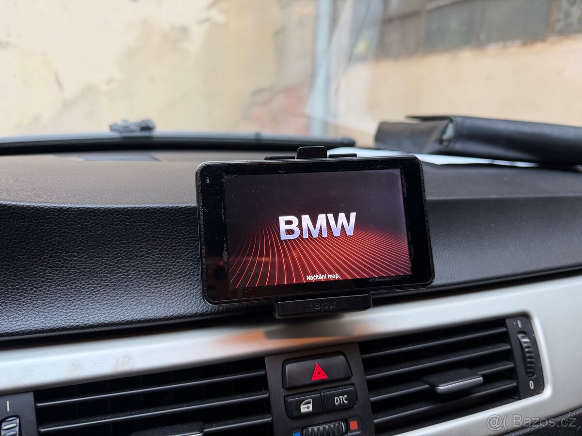 Bmw e91 320d po dilech - 9