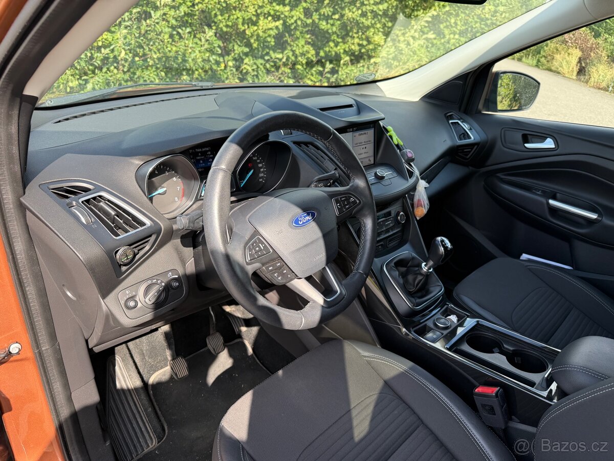 Ford kuga - 9
