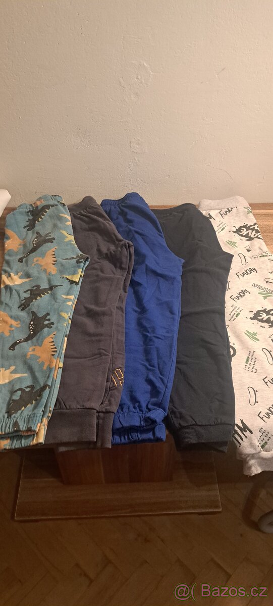Balik oblečení kluk 122 az 128 něco 134 - 9