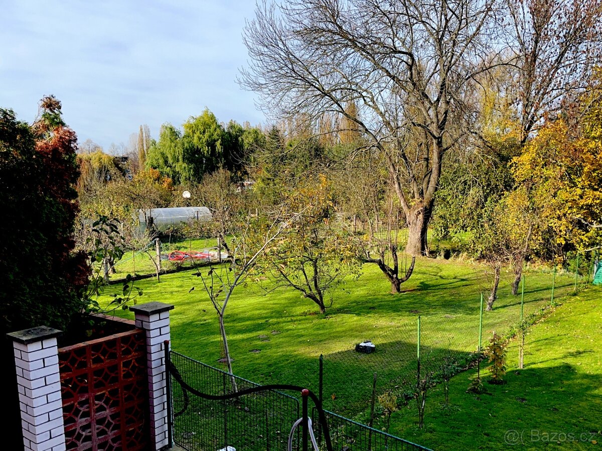 Majitel nabízí k dlouhodobému pronájmu dva nové byty 3+kk v - 9