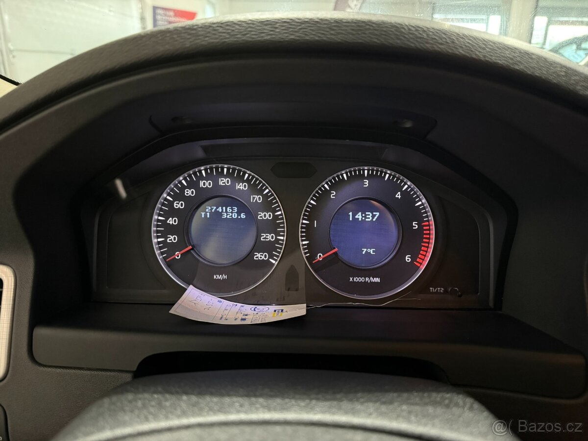 Volvo V70 2,0 D R-DESIGN TAŽNÉ ČIDLA - 9