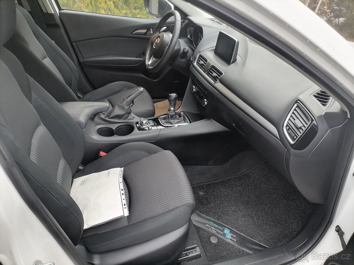 Mazda 3 2.0i 88kw Sport 72000km HeadUpBoseXenonVyhřSed - 9