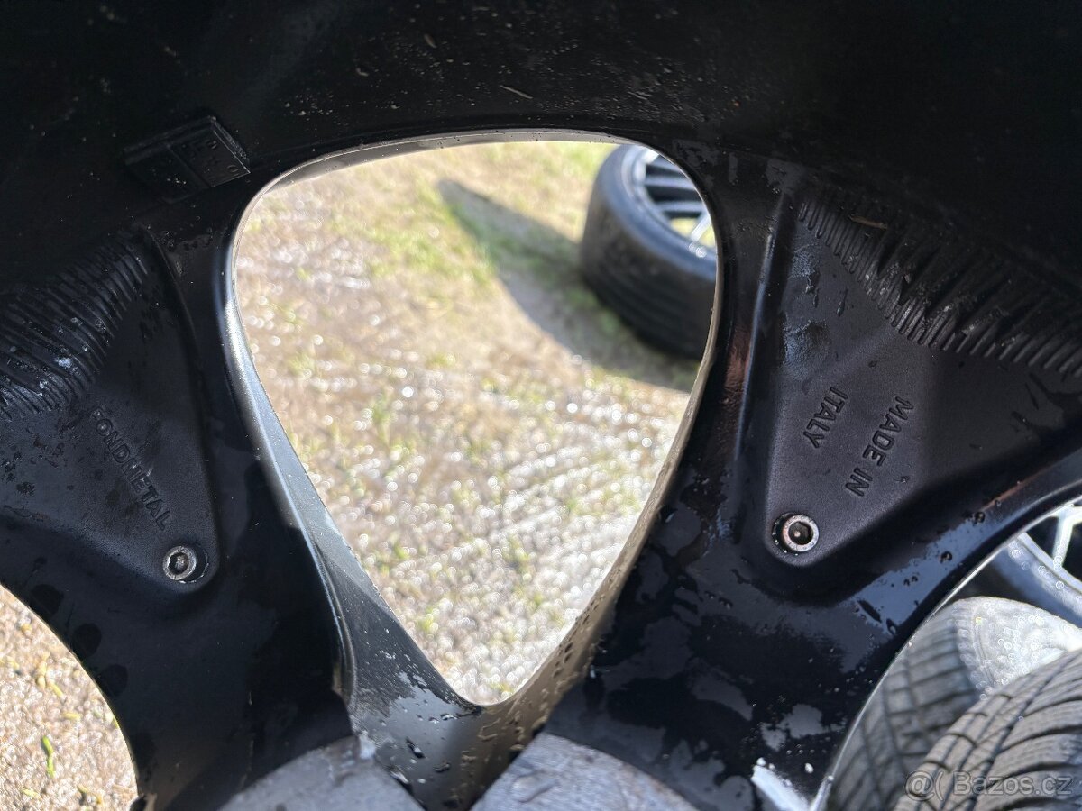 Alu 5x120 r19 dvourozměrná BMW,T5 - 9