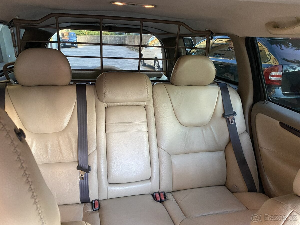 Volvo XC70 - 9
