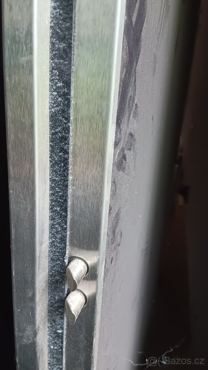 Ocelové bezpečnostní a protihlukové dveře do bytu NEXT SD101 - 9