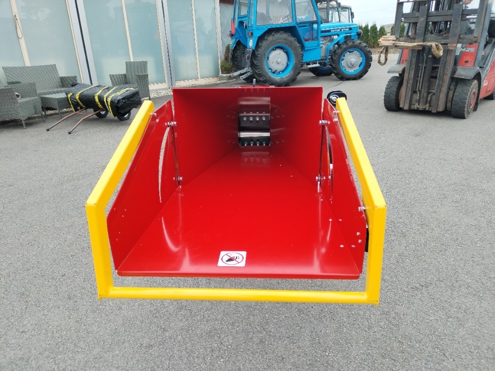 Prodám štěpkovač a špalíčkovač - 9