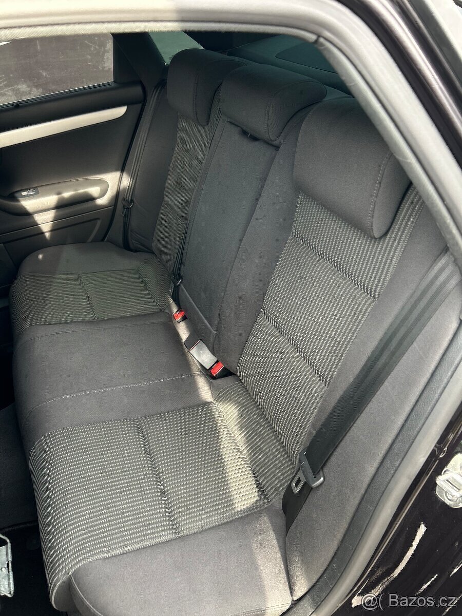 Audi A4 2.0 TDI 125 kw - 9