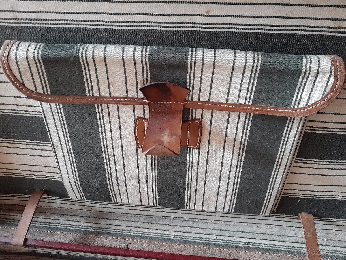 STAROŽITNÝ KOŽENÝ KUFR - 9