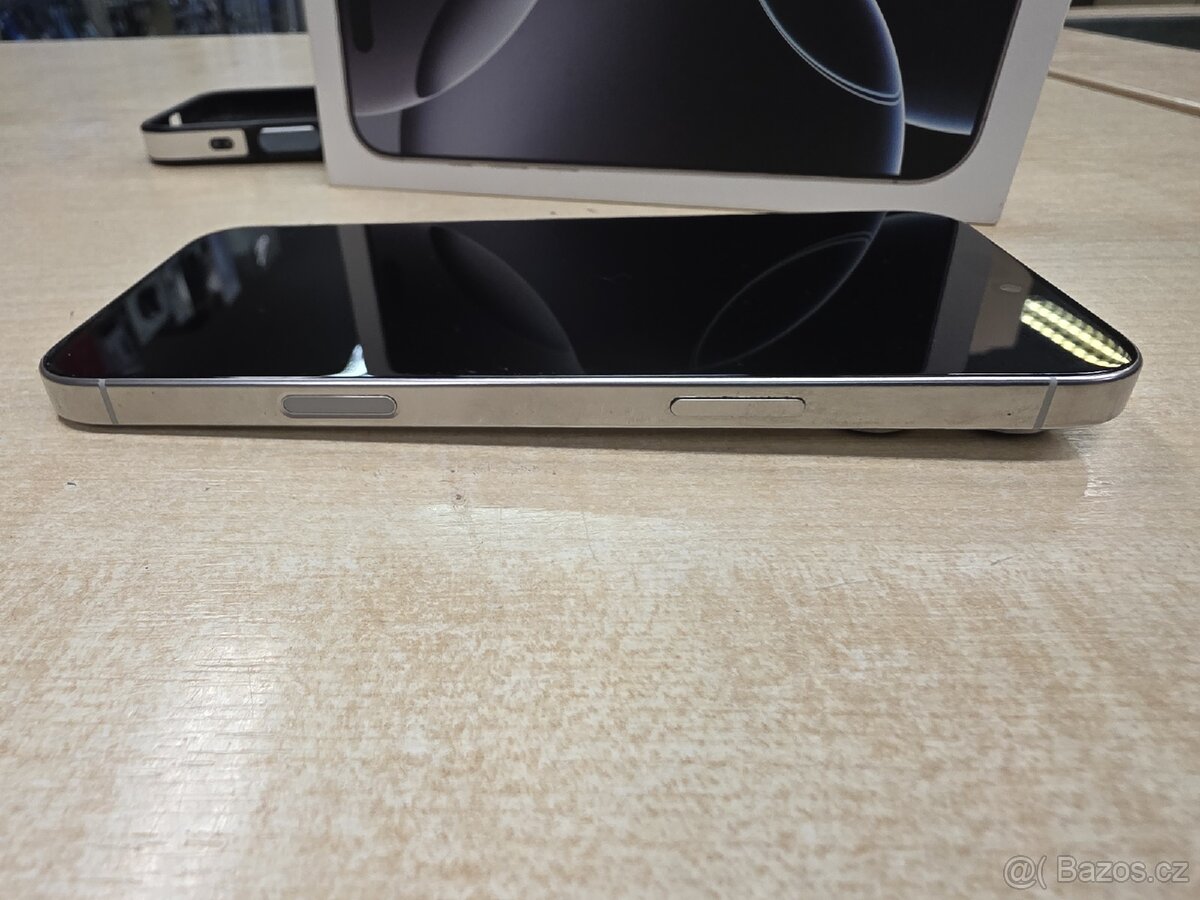 Apple iPhone 16 Pro Max, 256GB - 9