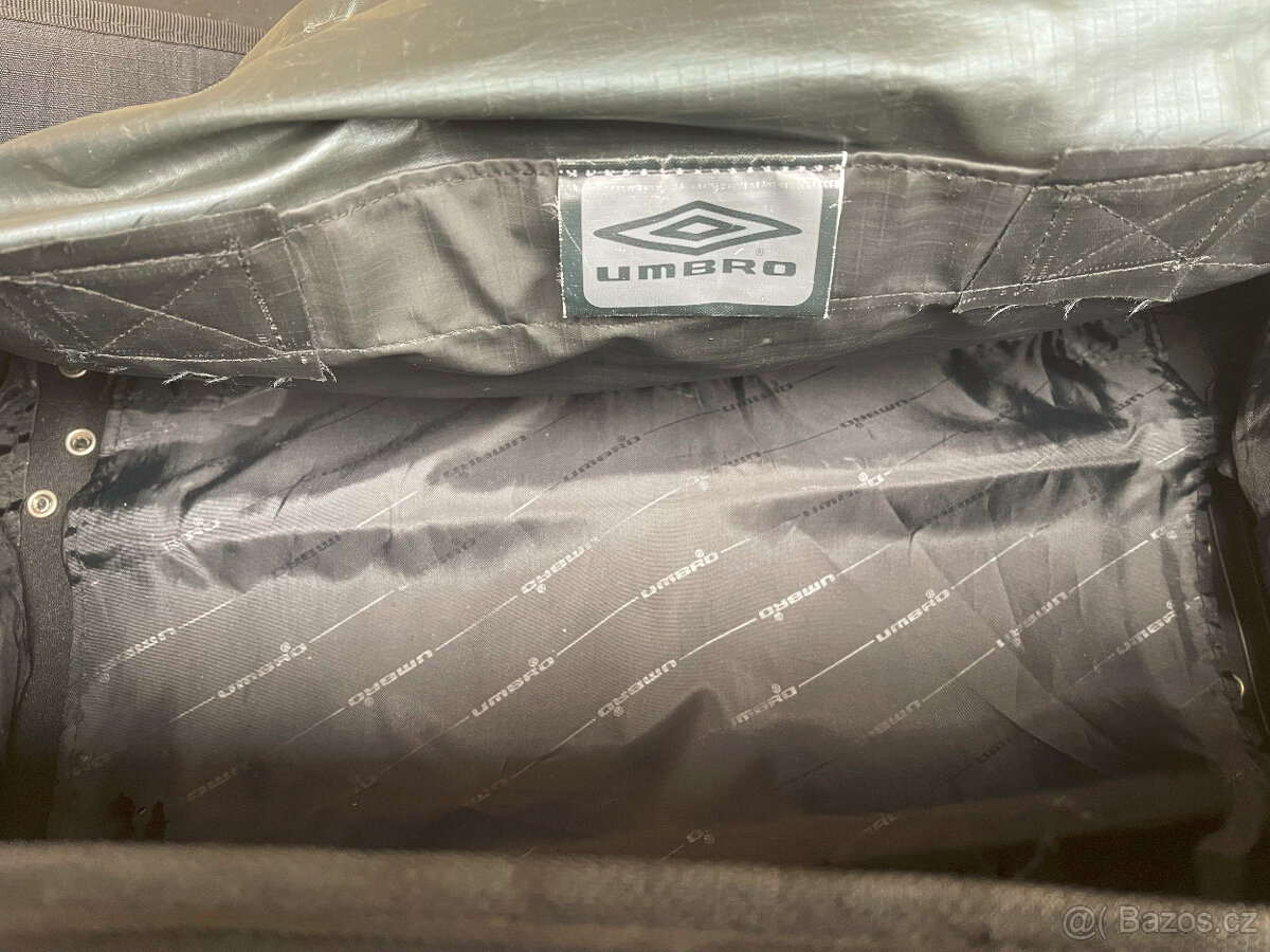 Umbro, taška se 2 kolečkami 70x35x30cm - 9