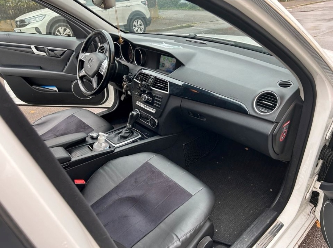 Mercedes CDI Kombi w204 rok 2013 – perfektní stav,servis - 9