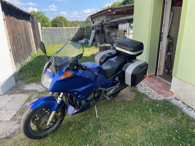 Yamaha FJ 1200 - 9