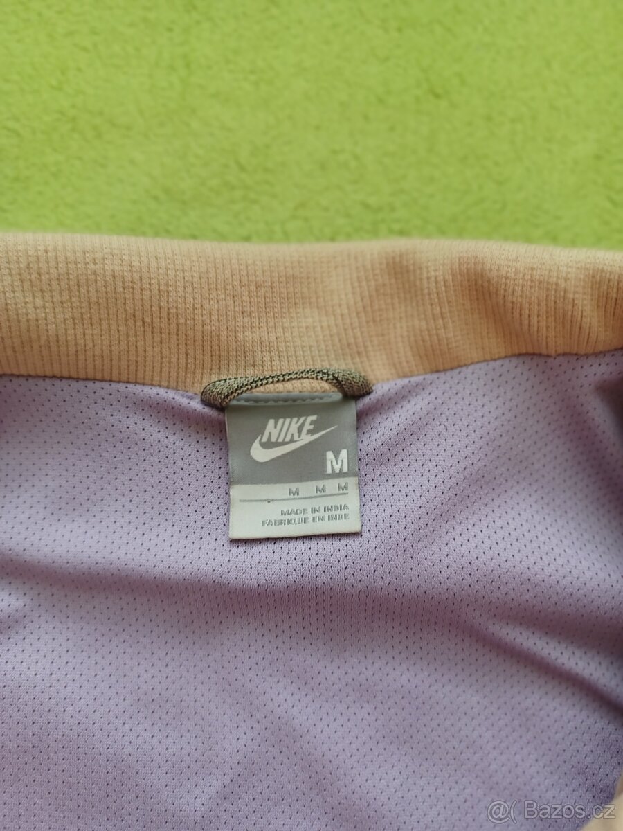 Bunda NIKE v retro stylu - 9