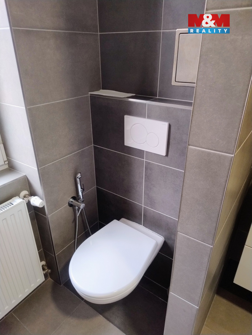 Pronájem bytu 2+1, 56 m², Opava, ul. náměstí Svaté Hedviky - 9