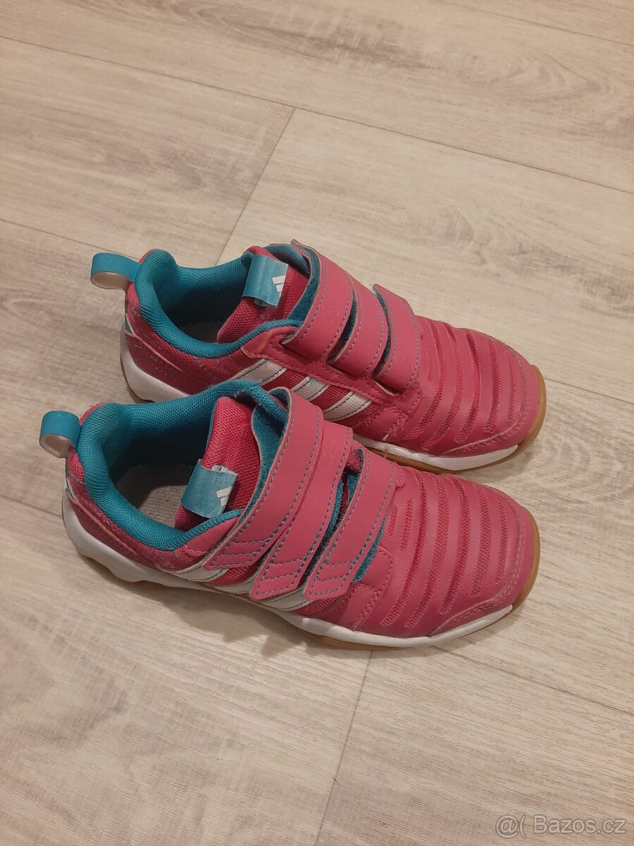 Boty různé velikosti - 9