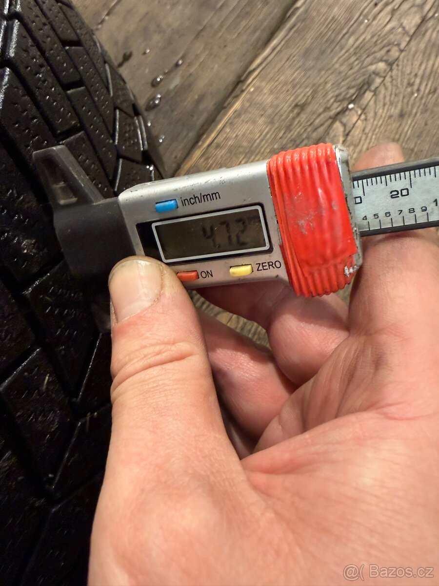 Zimní pneu 205/55 R16 Continental Contiwintercontact - 9