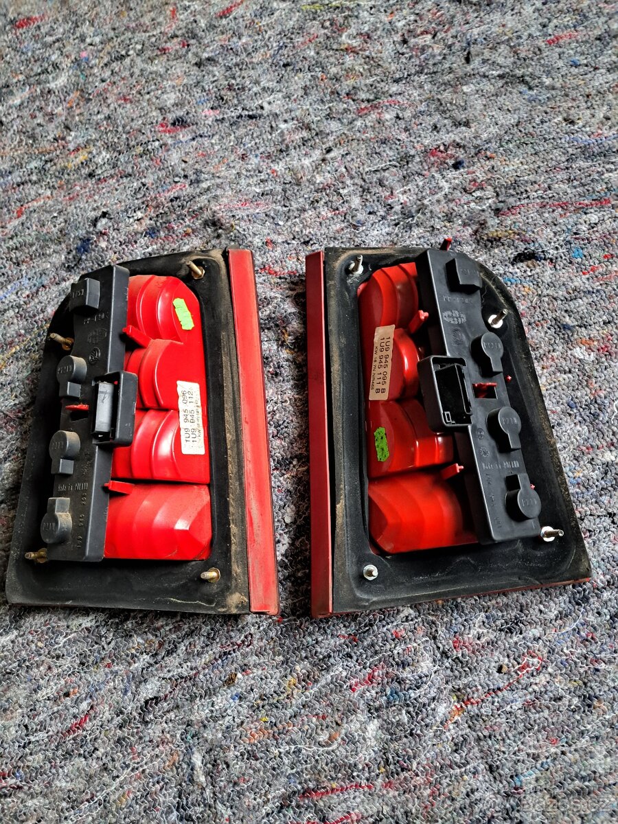 Díly Škoda Octavia 1 Kombi face barva: 9901 - 9