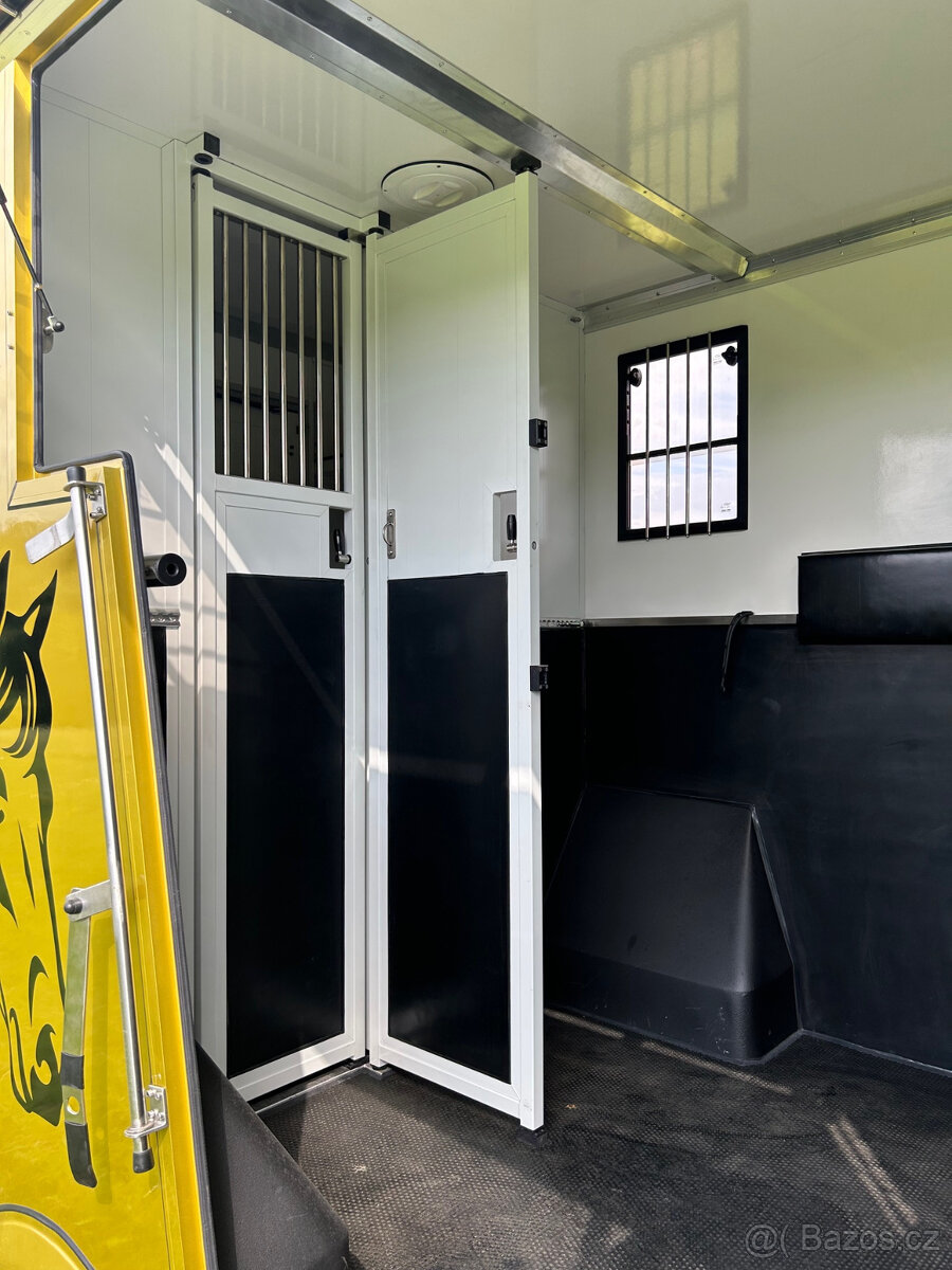 Predám prepravník na kone IVECO - 9