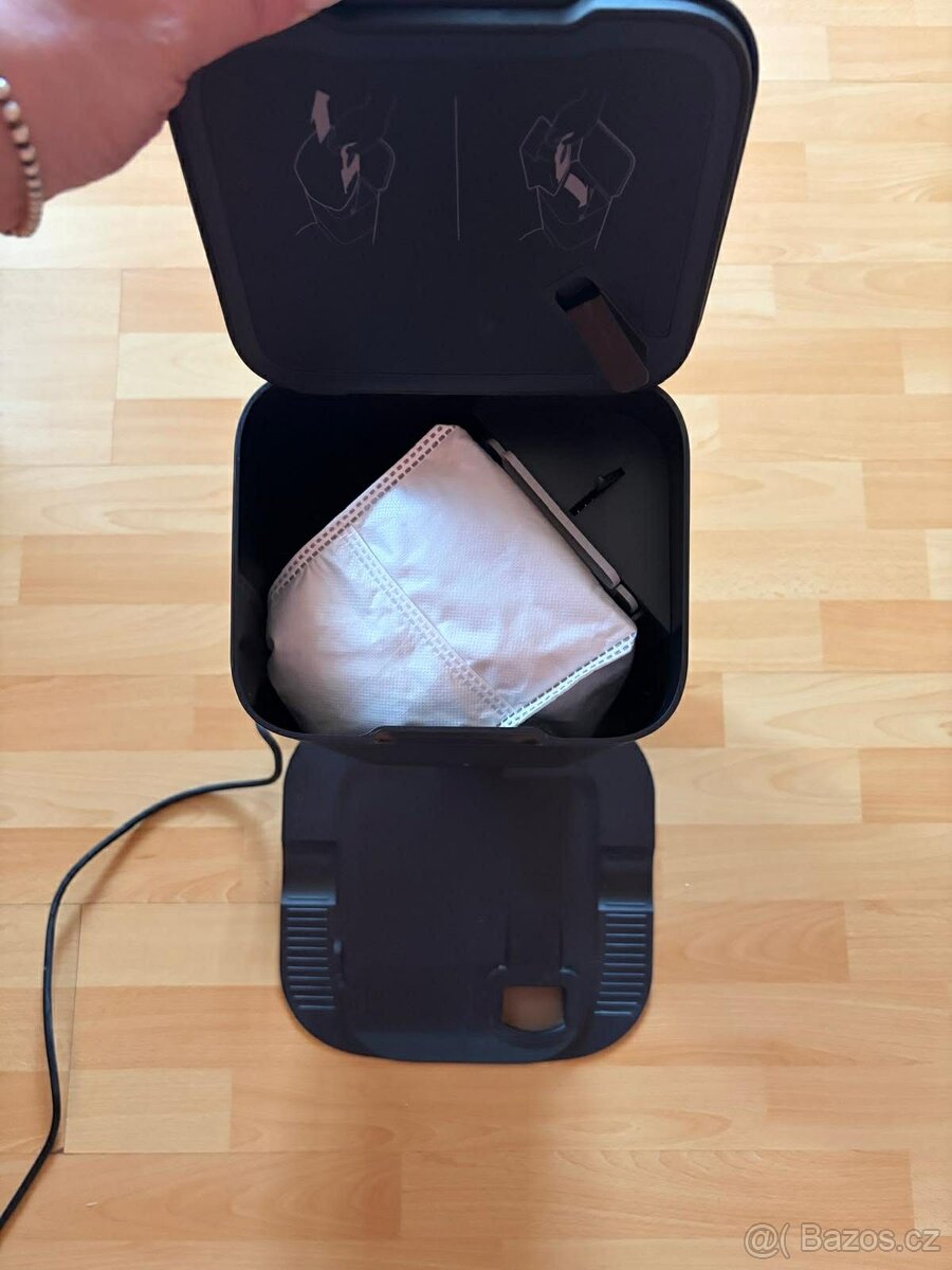 Roomba i7 - 9