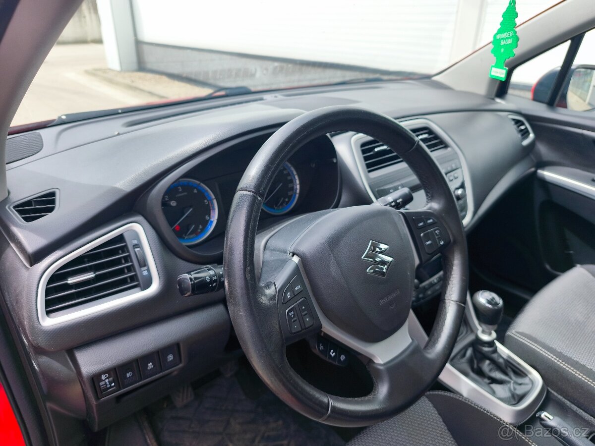 Suzuki SX4 s-CROSS 1,6 DDiS - 9