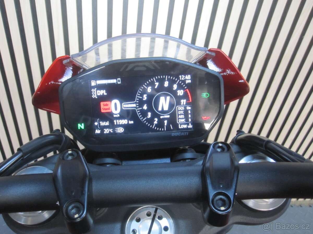 Ducati Monster 937 - 9