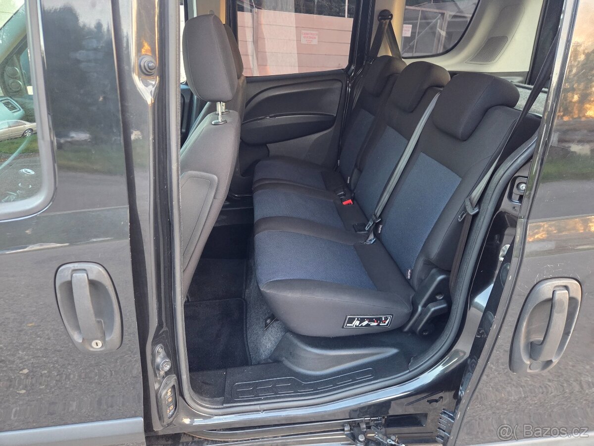 Opel Combo 1.6Cdti Nová STK Tažné - 9