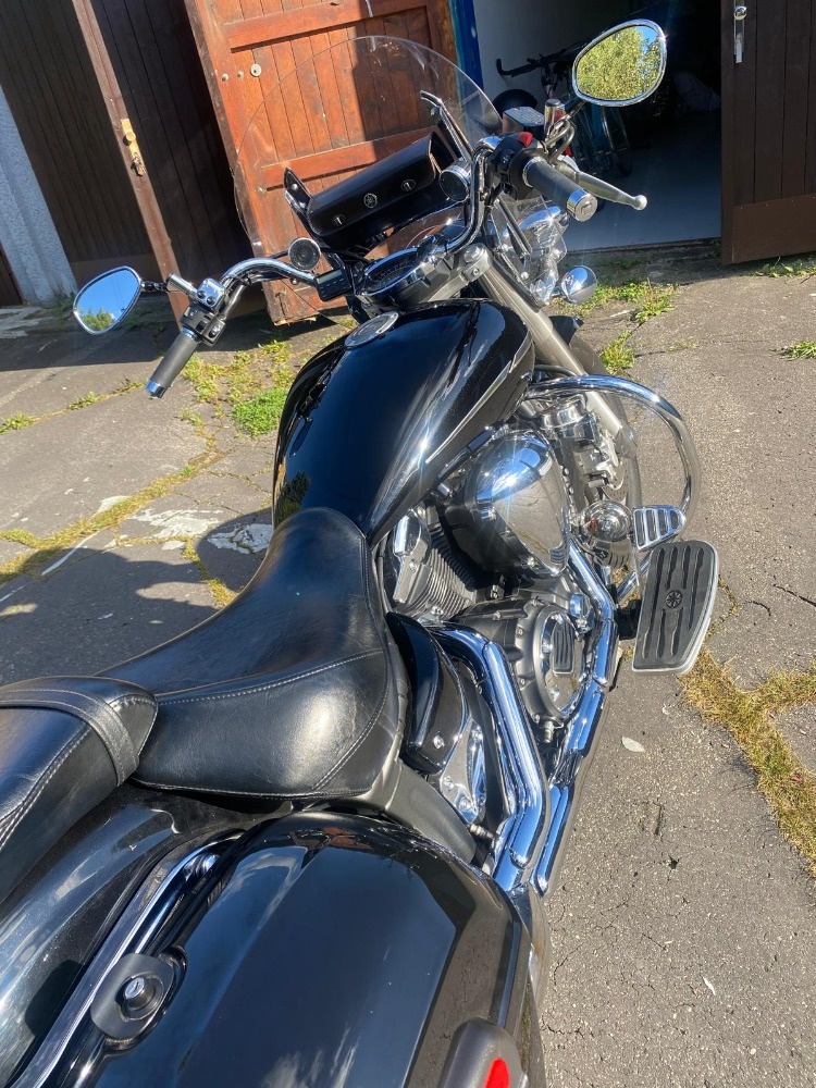 Yamaha XVS 1300 Midnigth Star - 9