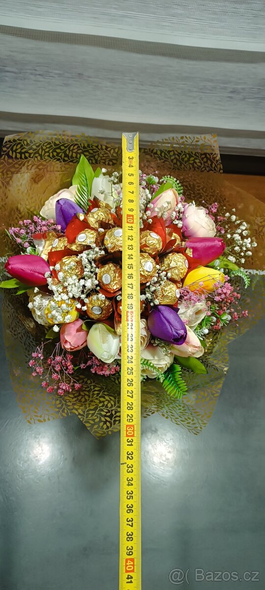 Kytice Ferrero rocher - 9
