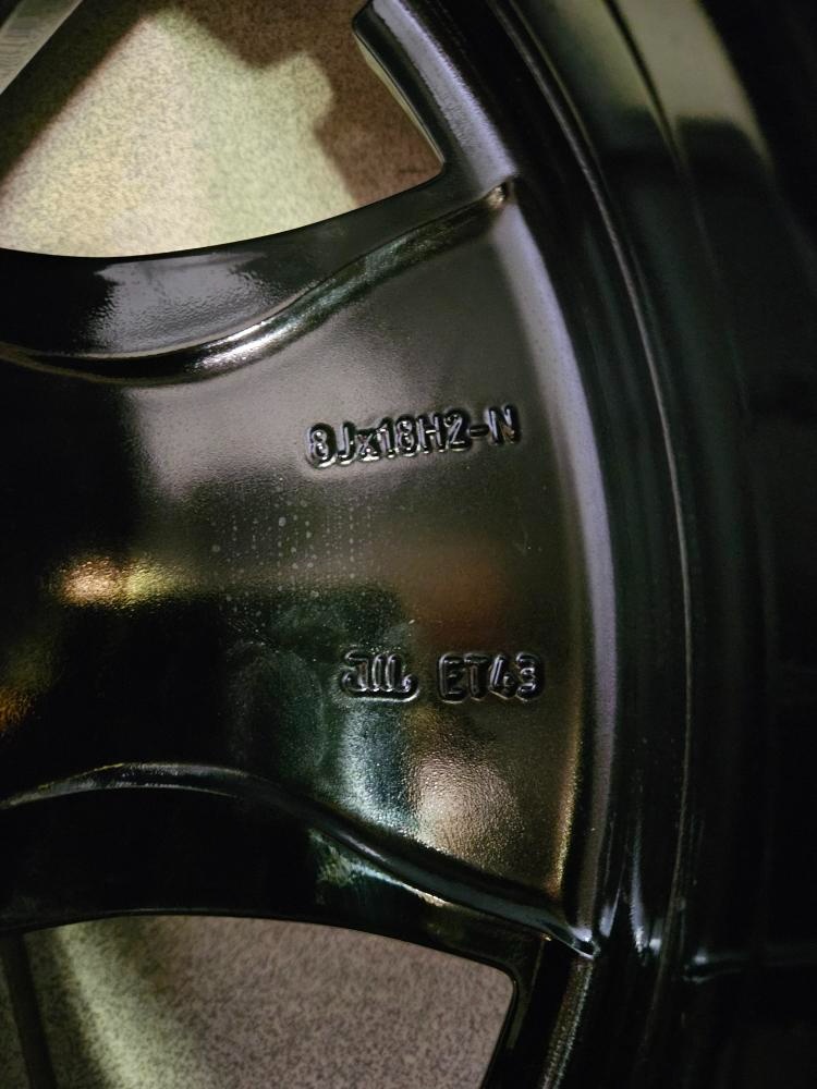 Prodám novou Originální letní sadu alu kol Mercedes - 9