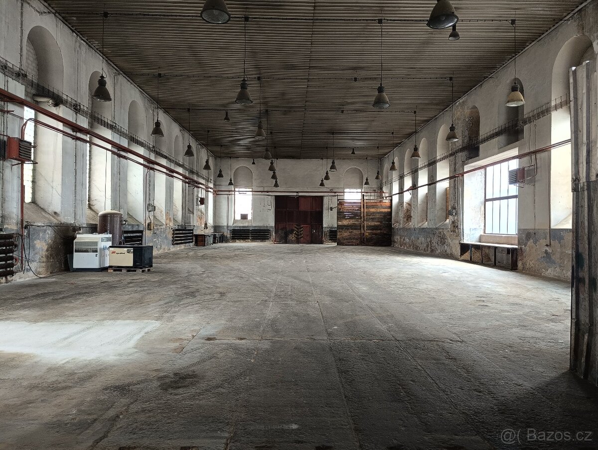 Skladovací hala 700m² - 9