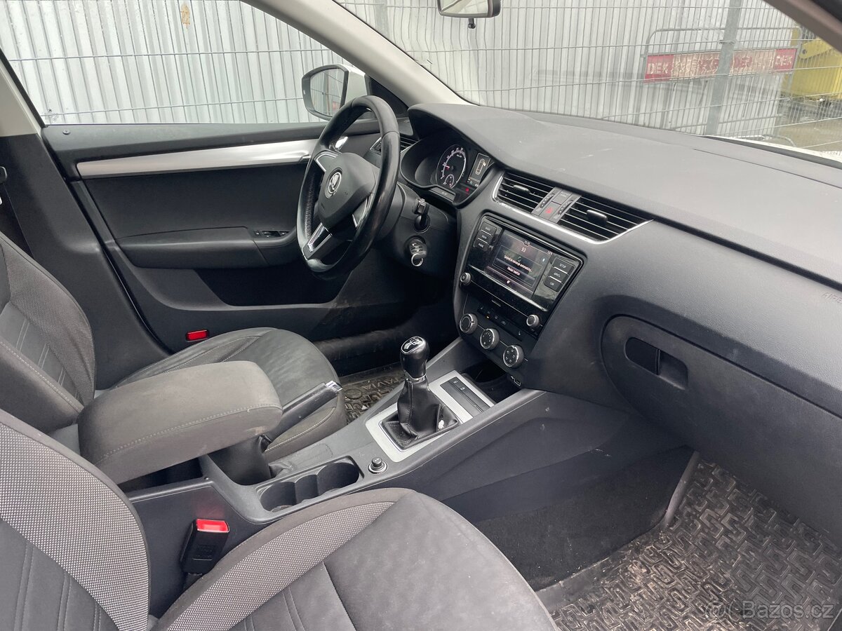 Škoda Octavia combi 1,6TDI, ČR 1.maj - 9