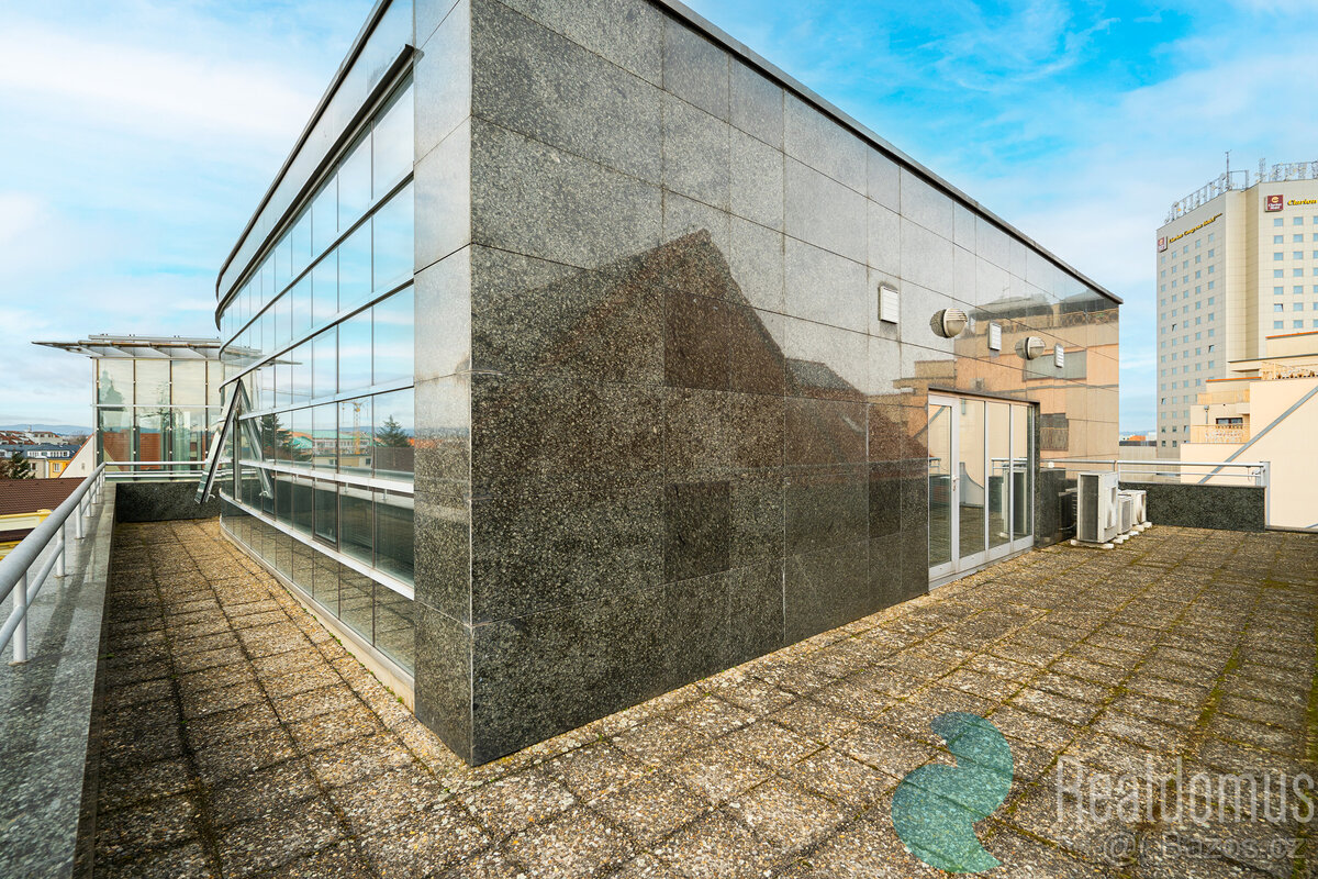 Pronájem, kanceláře, centrum města, ulice Pražská - 9