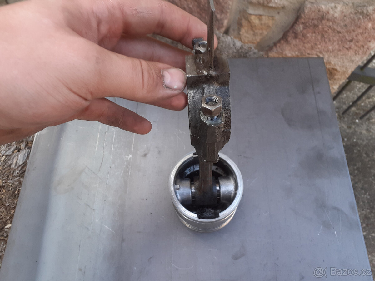 Kliková skříň, Ojnice a píst orlík 1JSK 75 jednoválec - 9