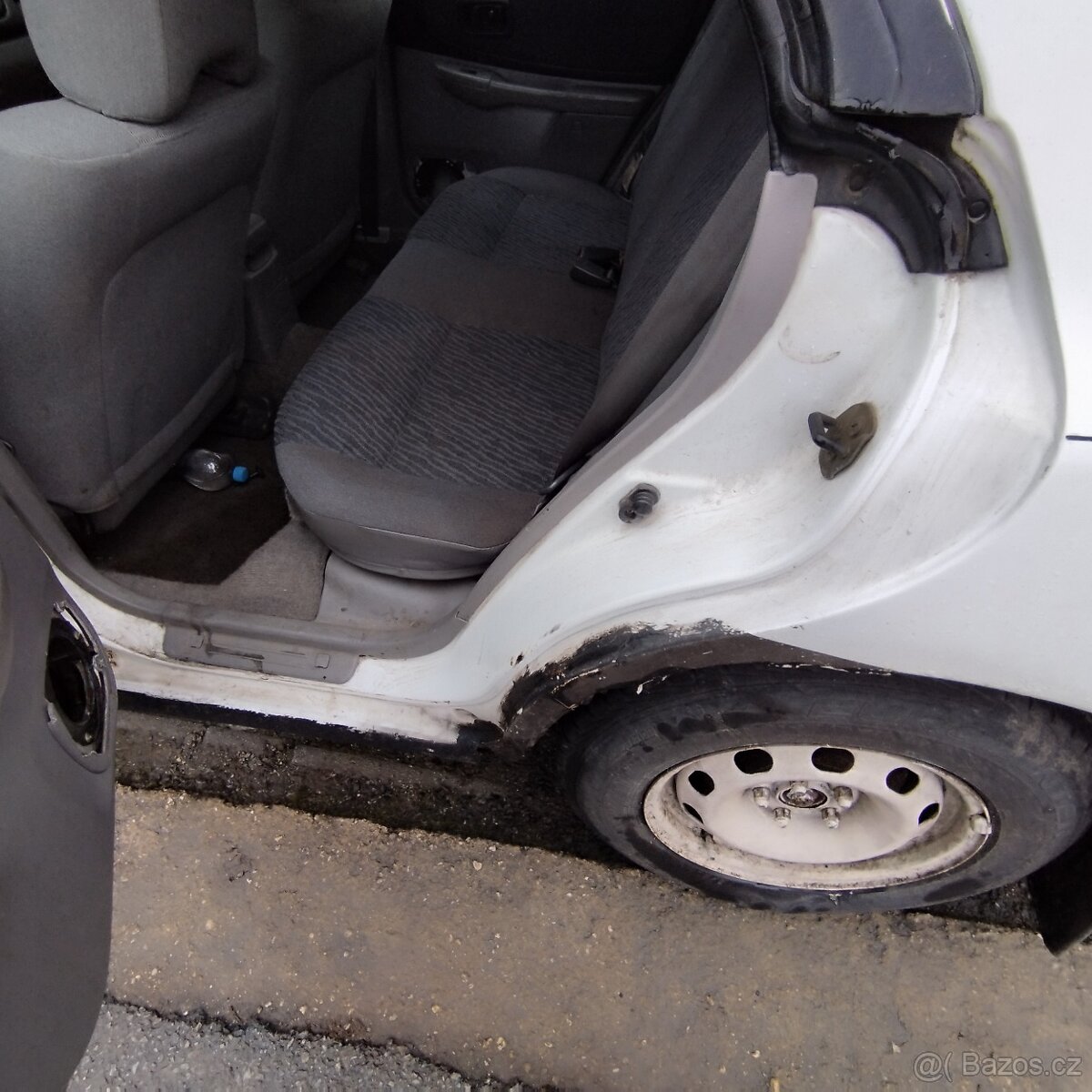 Subaru impreza 1.6 - 9