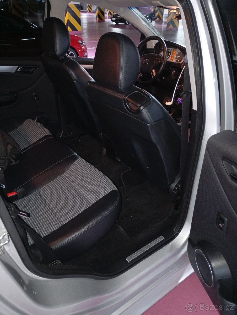 Mercedes Benz B200 - 9