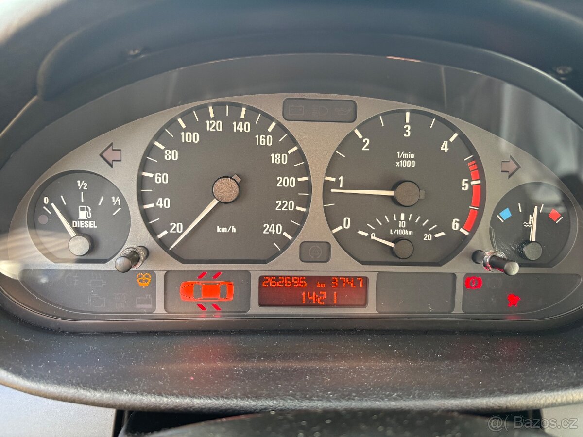 BMW 320d e46 110kw KOMBI facelift - 9