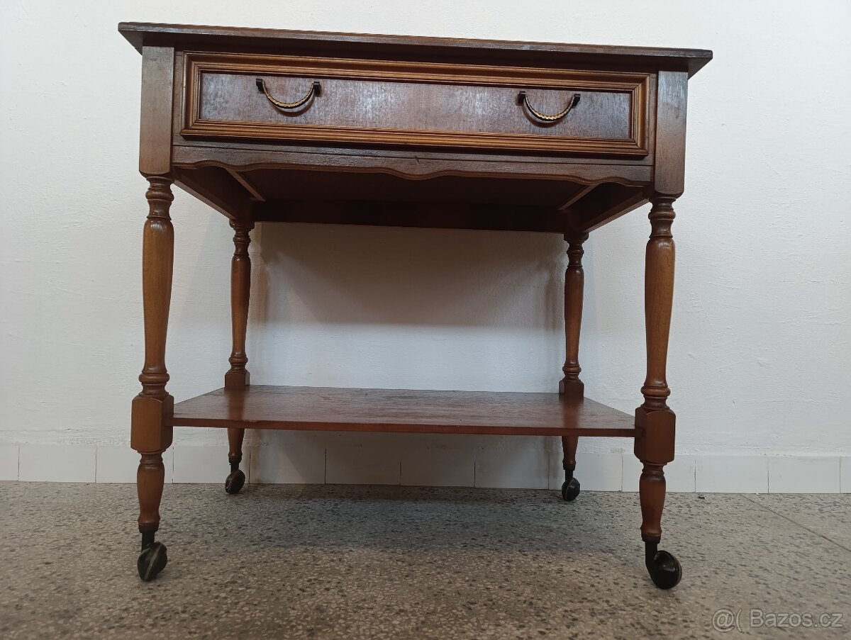 Rustikální konzolový stolek, nábytek z masívu, pojízdný - 9