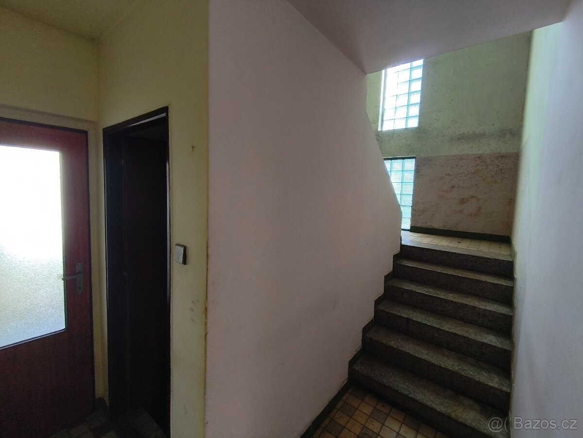 RODINNÝ DŮM KRUŠOVICE 25 KM PRAHA - 9