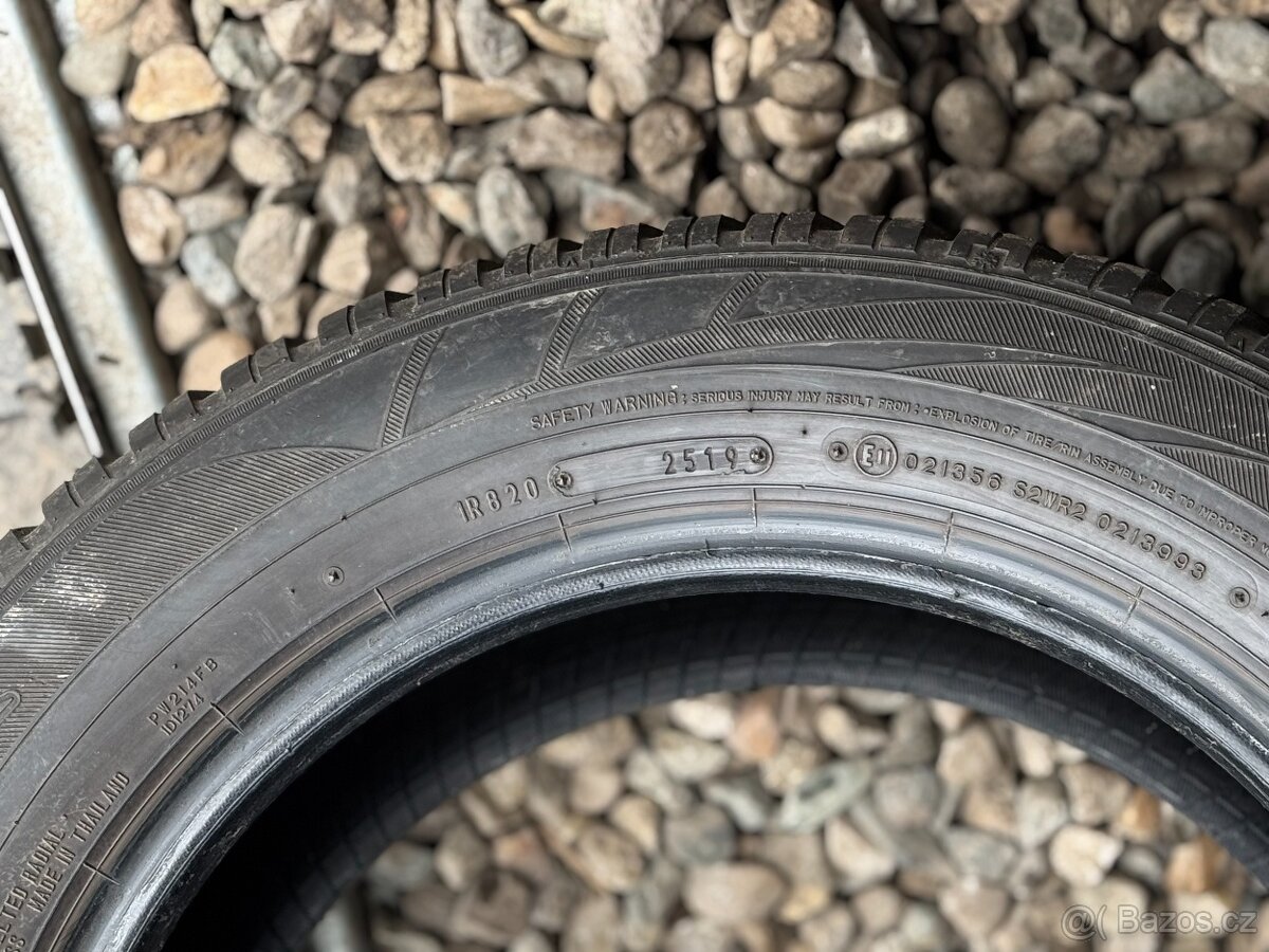 205/60/16 - Falken zimní sada pneu - 9