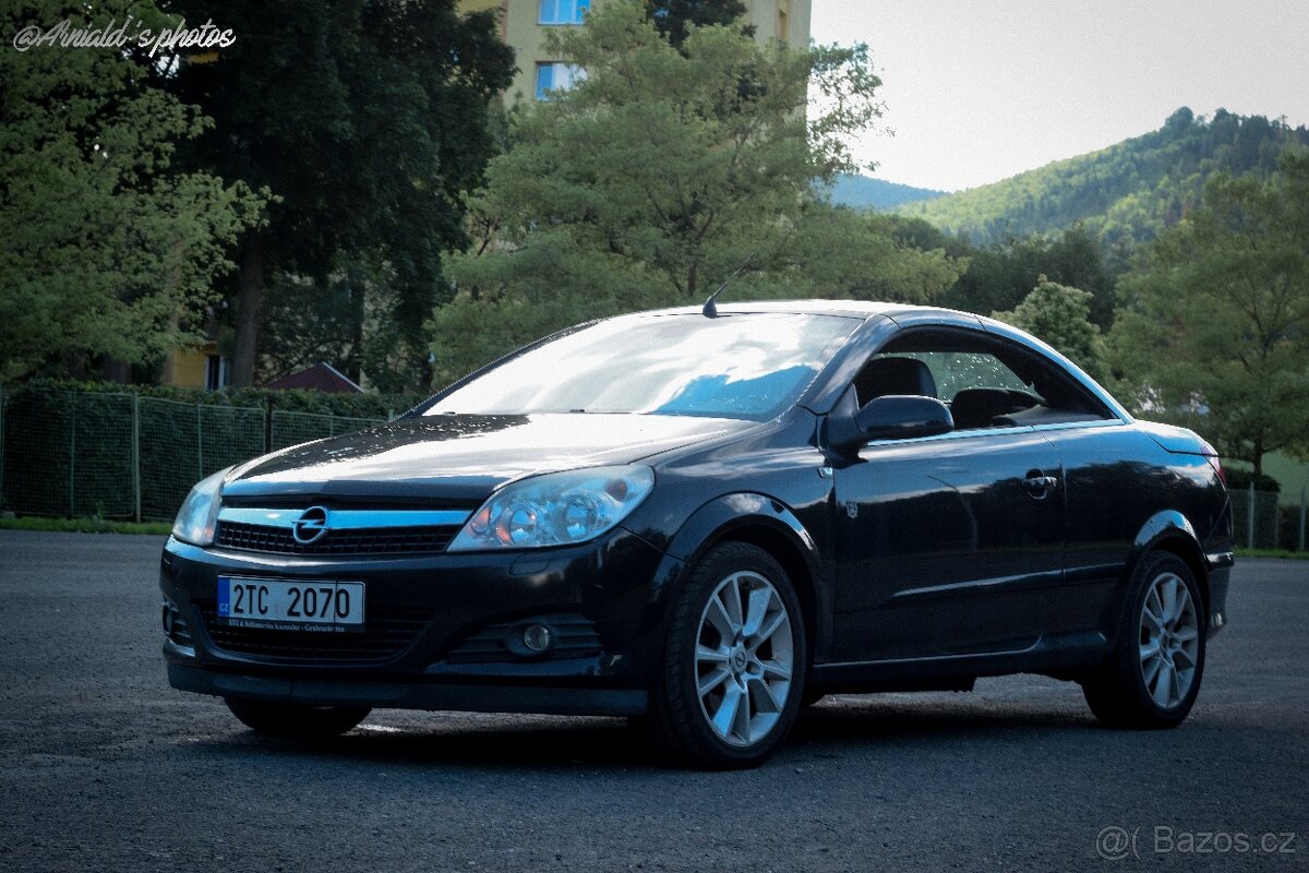 Opel Astra H Twintop 147Kw Nová STK - 9