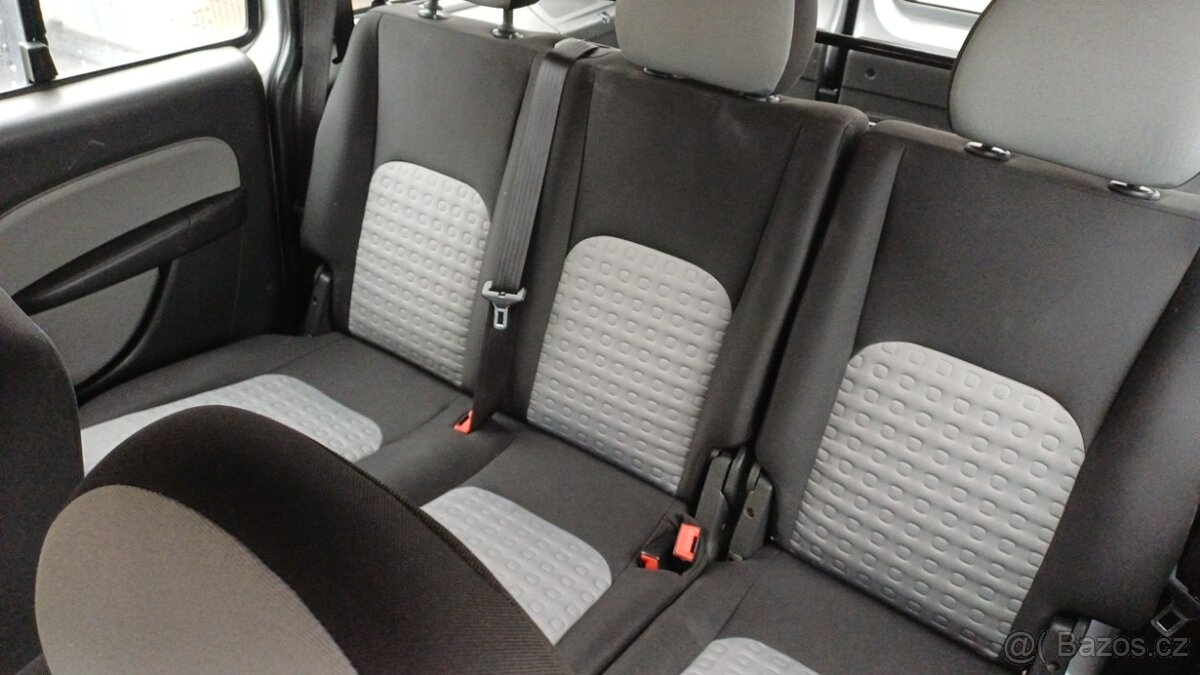 Fiat Doblo - 9