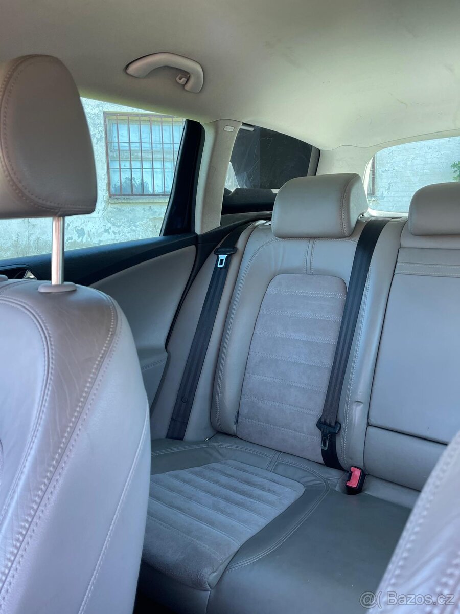 VW PASSAT 2,0 TDI B6 - 9