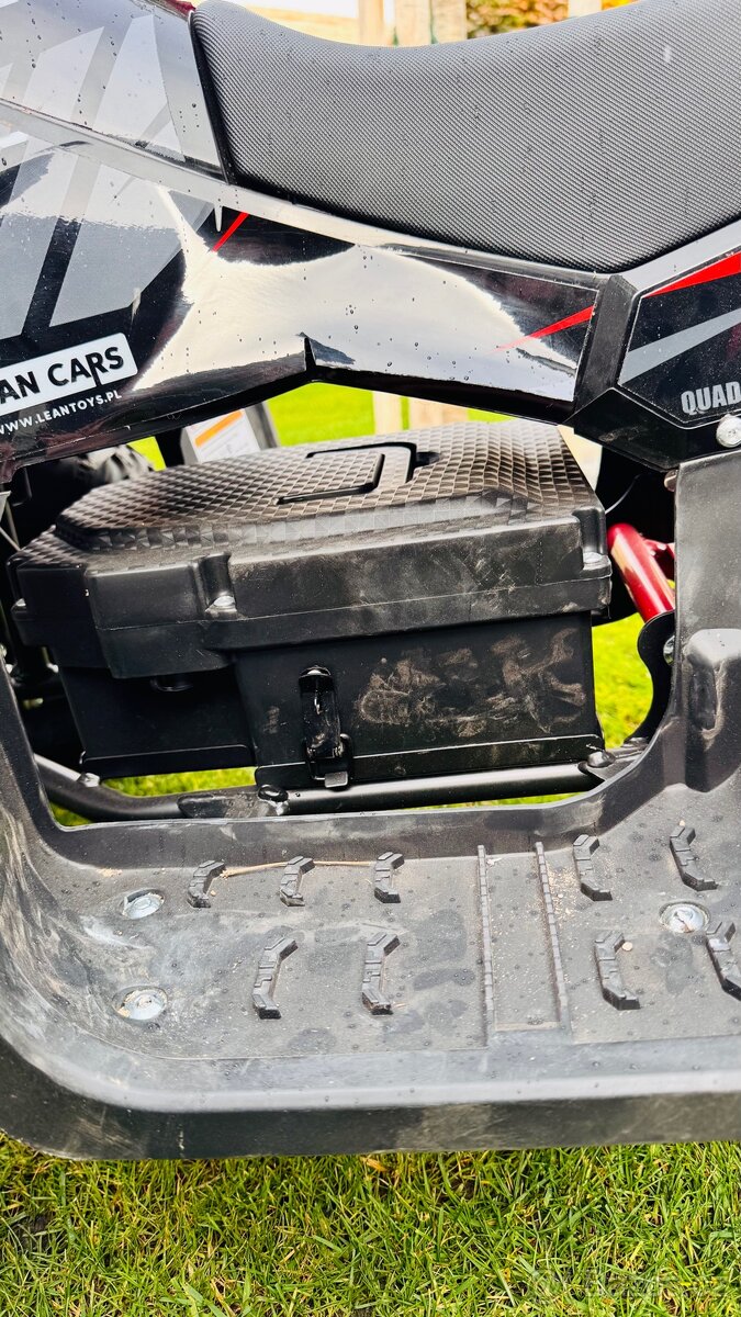 Dětská elektrická čtyřkolka - 9