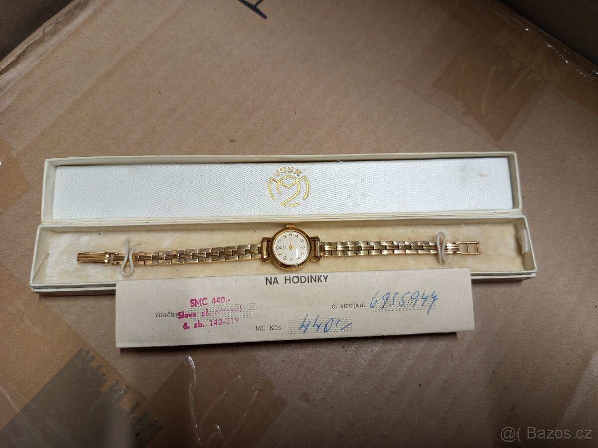 Dámské hodinky Slava - 9