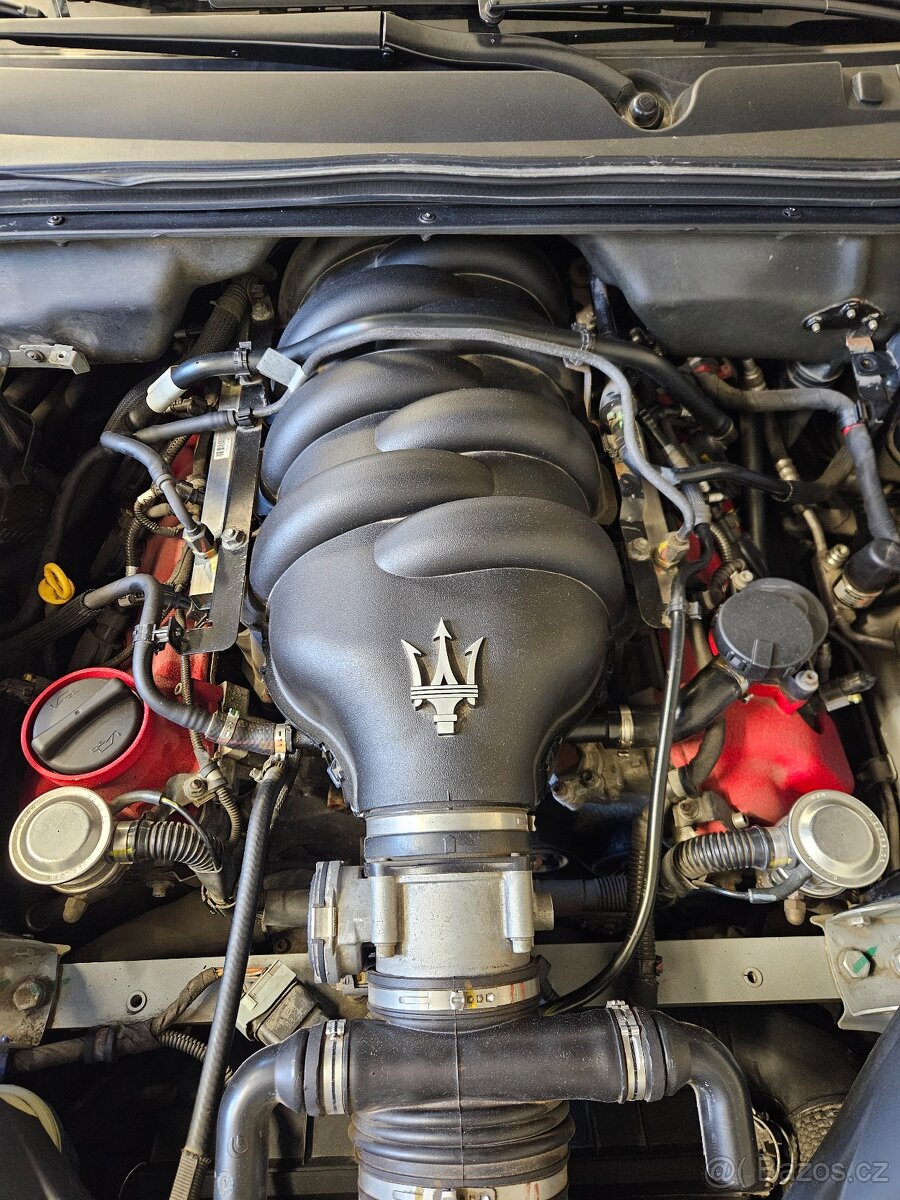 Maserati Quattroporte S - 9