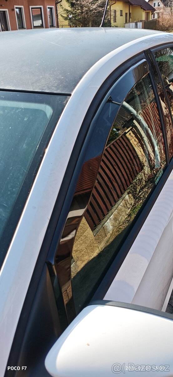 Prodám Škoda Rapid Spaceback 1.2 TSi - 9