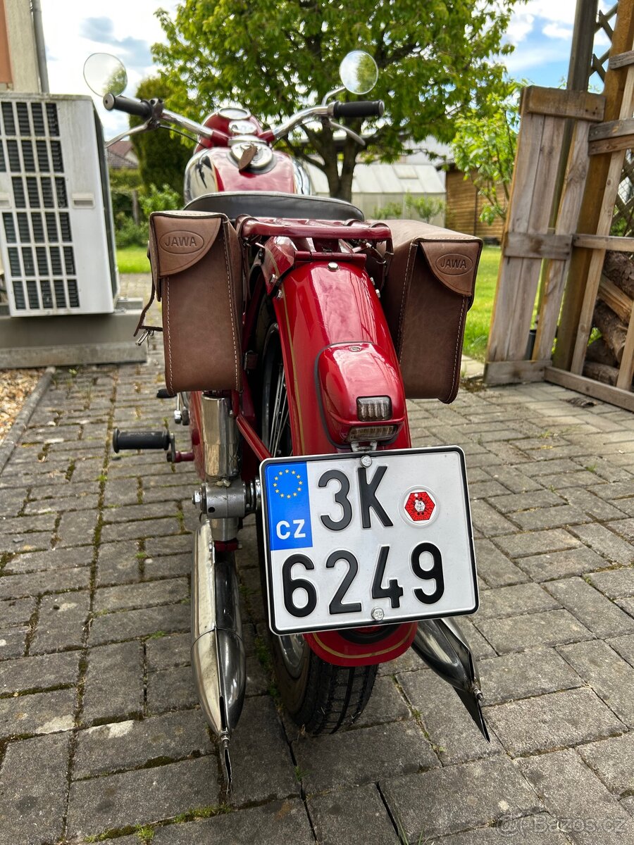 Jawa 350 pérák - 9