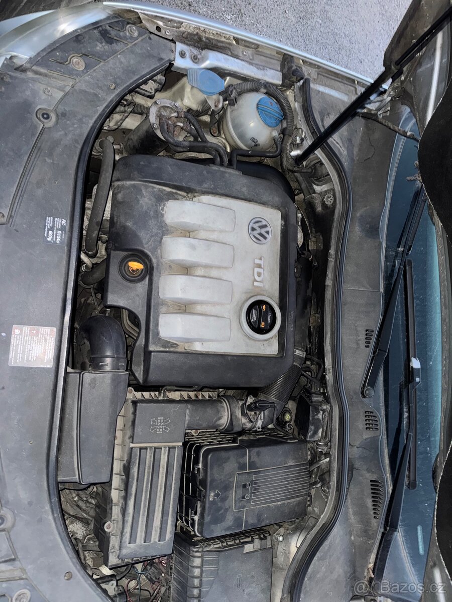 Prodal Volkswagen passat b6 - 9